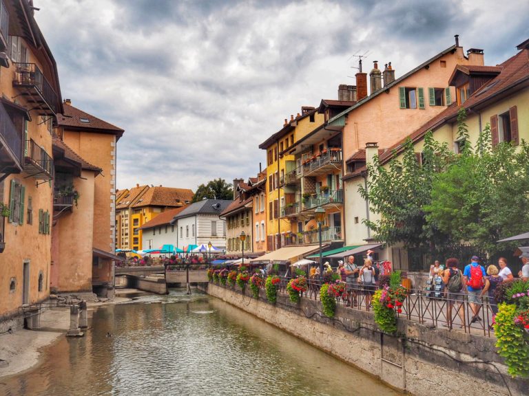 An Amazing Day Trip to Annecy, France