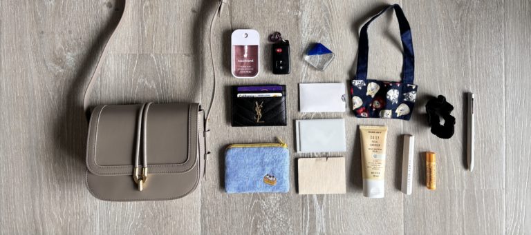Everything I Carry In My Le Gianni Bag From Léo et Violette